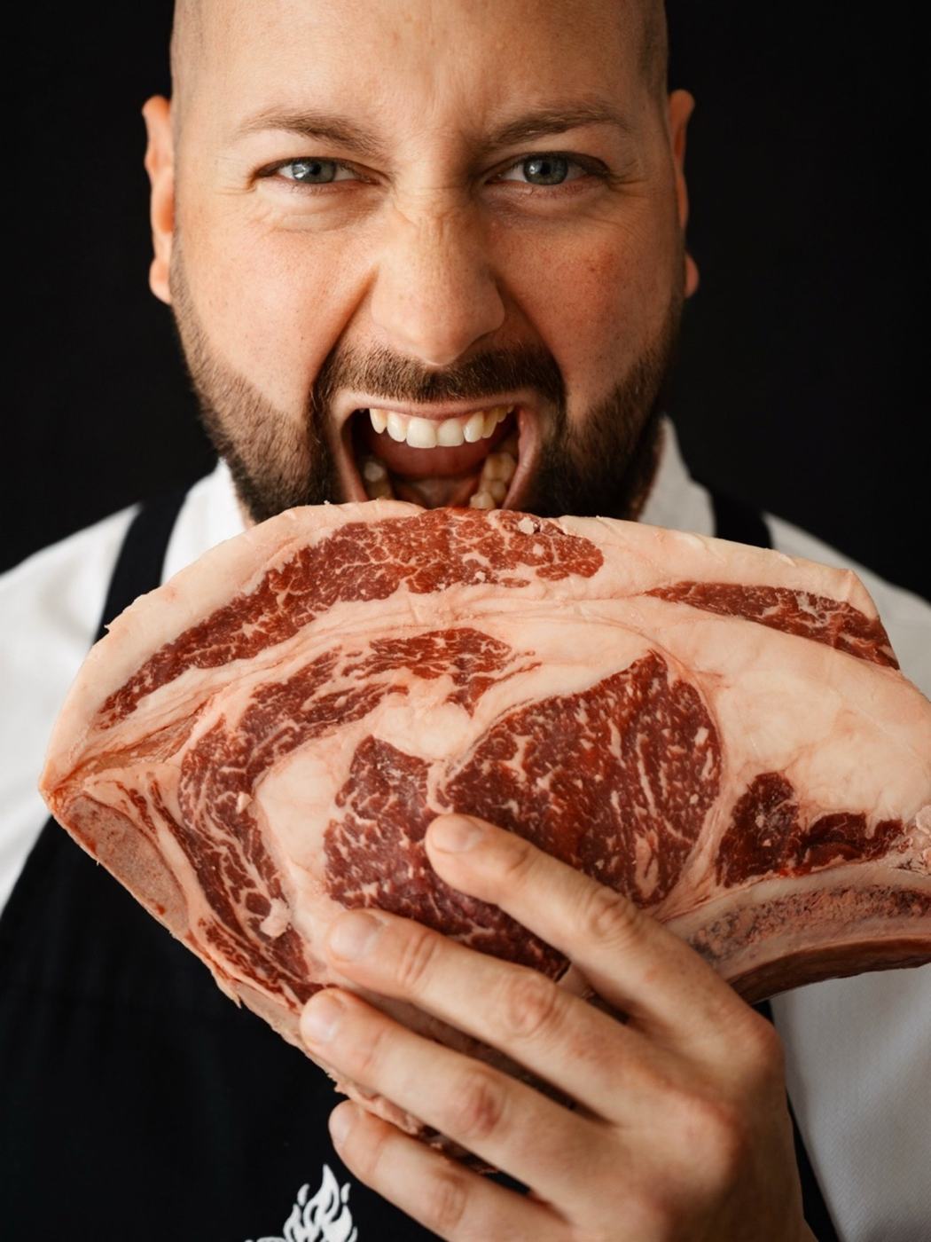 Šéfkuchár Ivan Kuchár s rib eye steakom Black Angus